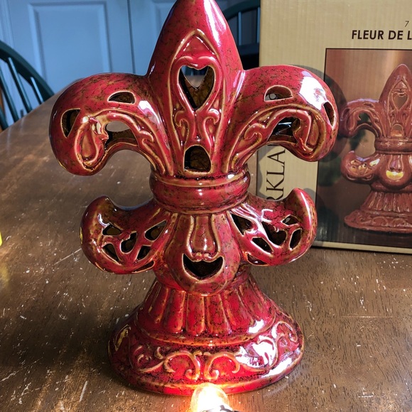 NIB FLEUR DE LIS RED LIGHT, Light included - Picture 6 of 10